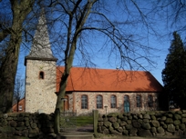 Kirche Siebeneichen von der Seite